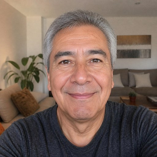 <em>Byron Cifuentes</em>