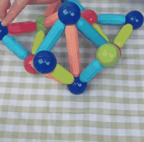 bloques-magneticos-gif-1.gif