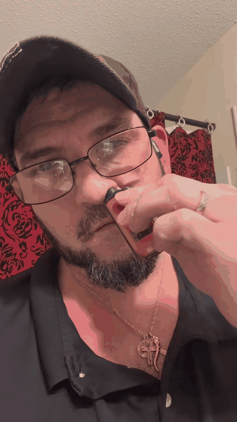 cortador-vello-nasal-gif-2.gif