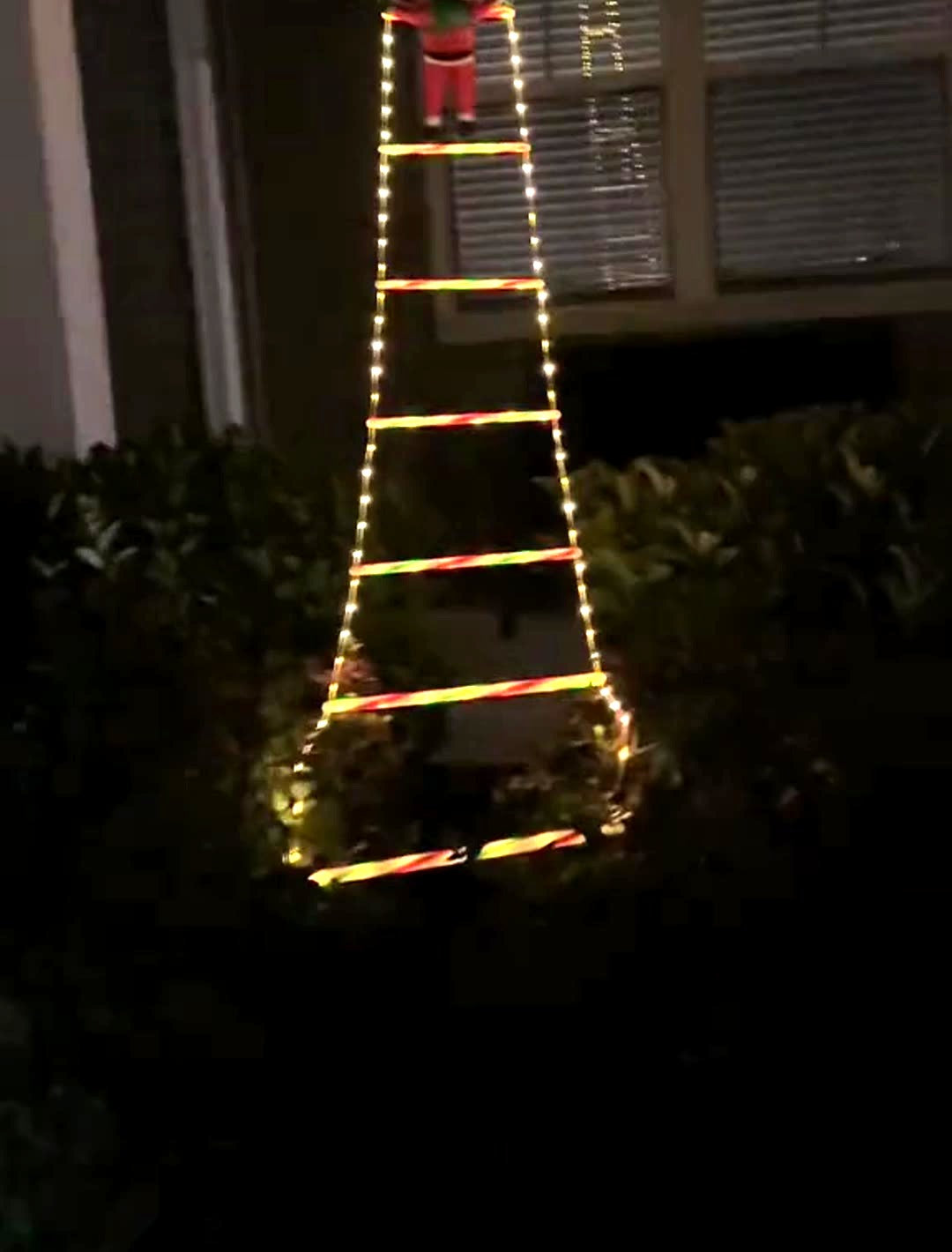 escalera-navidena-papa-noel-foto-1.jpg