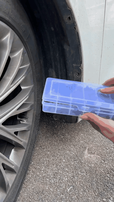 set-100-grapas-carro-gif-3.gif